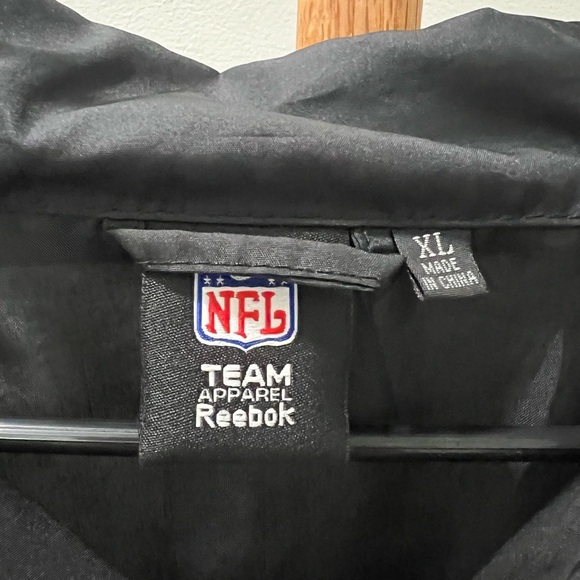 Reebok Men’s XL NFL Team Apparel Carolina Panthers SI Full Zipper Pockets Jacket - Picture 4 of 8